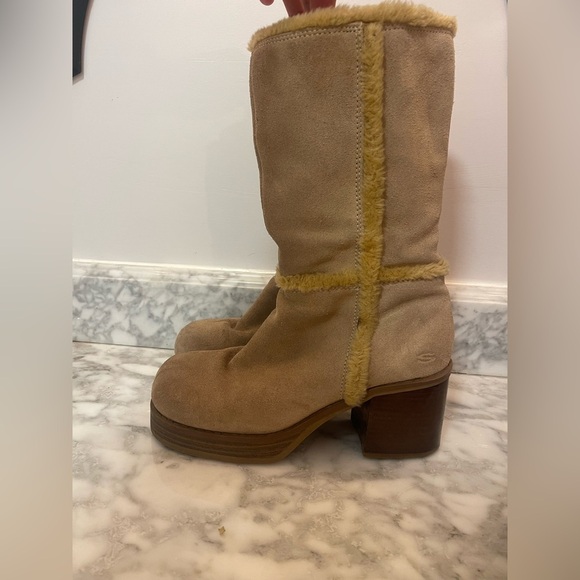 Vintage 90s Skechers 8 Suede Fur Trim Tan Grey Chunky Heel Bratz Platform Boots - Picture 2 of 10